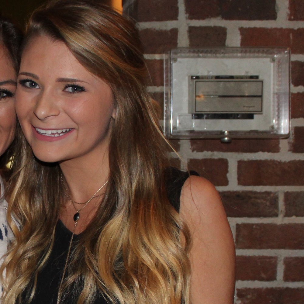 Meet your Posher, Averie